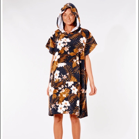 ☀️RIP CURL☀️ PLAYABELLA HOODED BEACH TOWEL - Picture 4 of 15